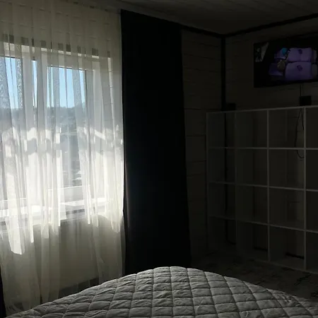 Adel-house Vipche